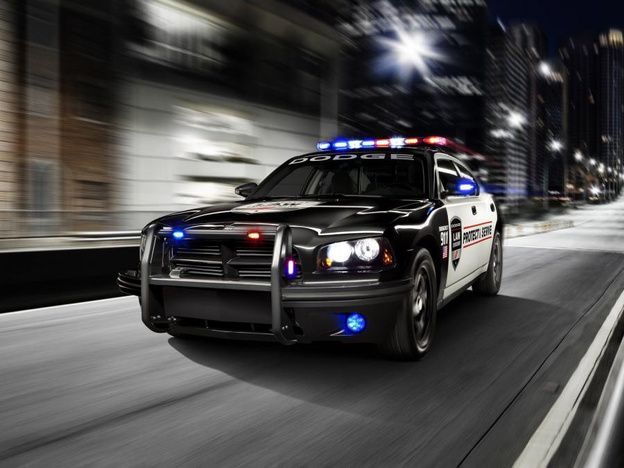  Dodge Charger Pursuit Police 2010 года  (фото 21 из 50)
